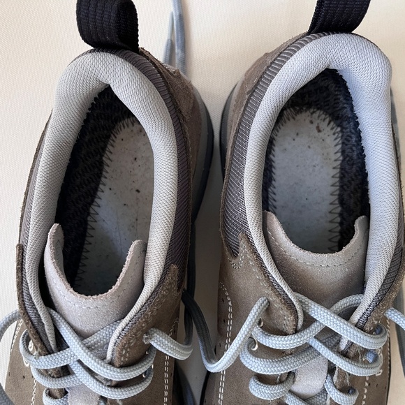 Asolo Women's Shiver GV Gore-Tex Hiking Shoe 10 ( no insoles) - Picture 4 of 7